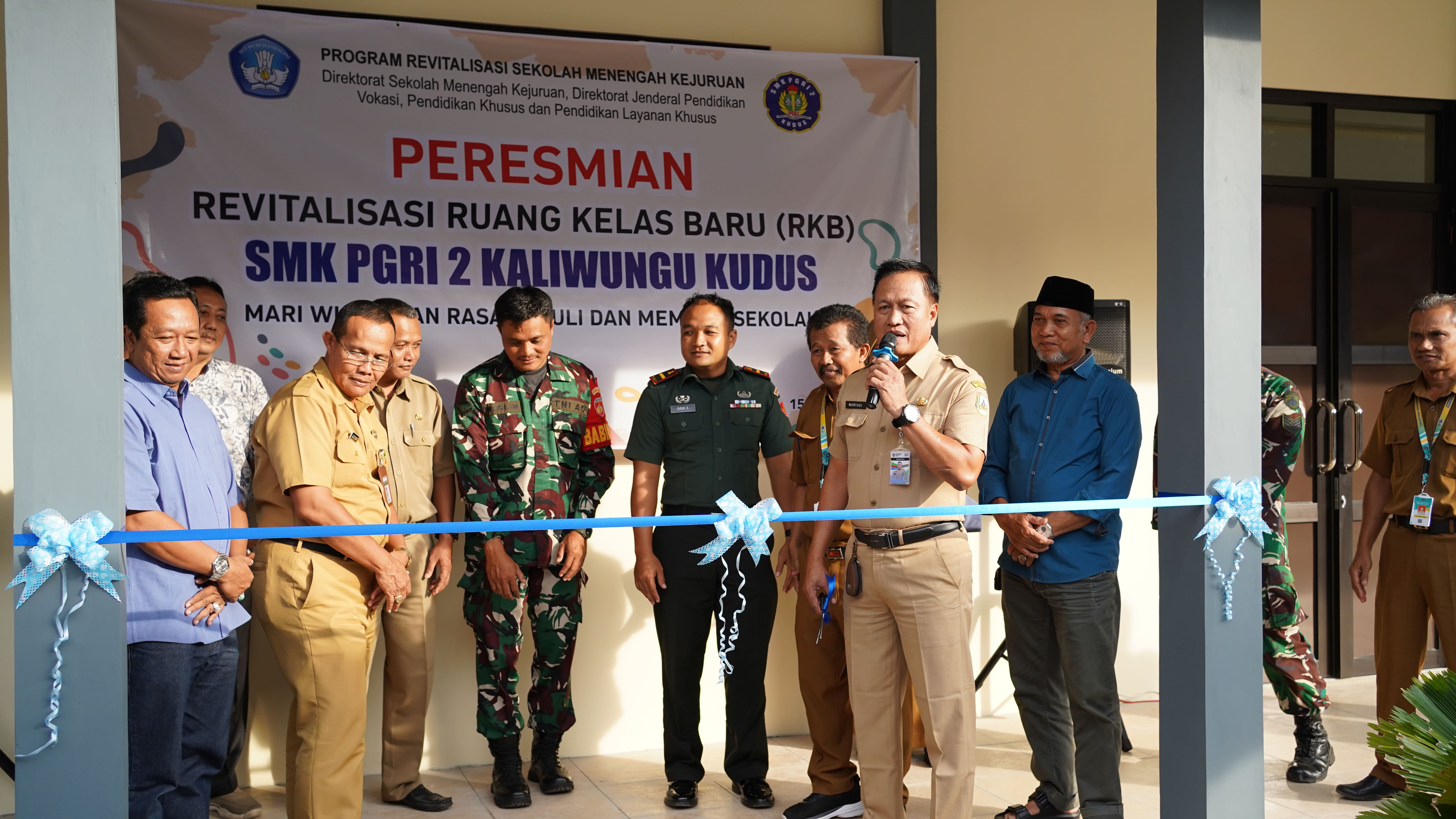 Peresmian Revitalisasi RKB oleh Ketua PGRI Kab. Kudus