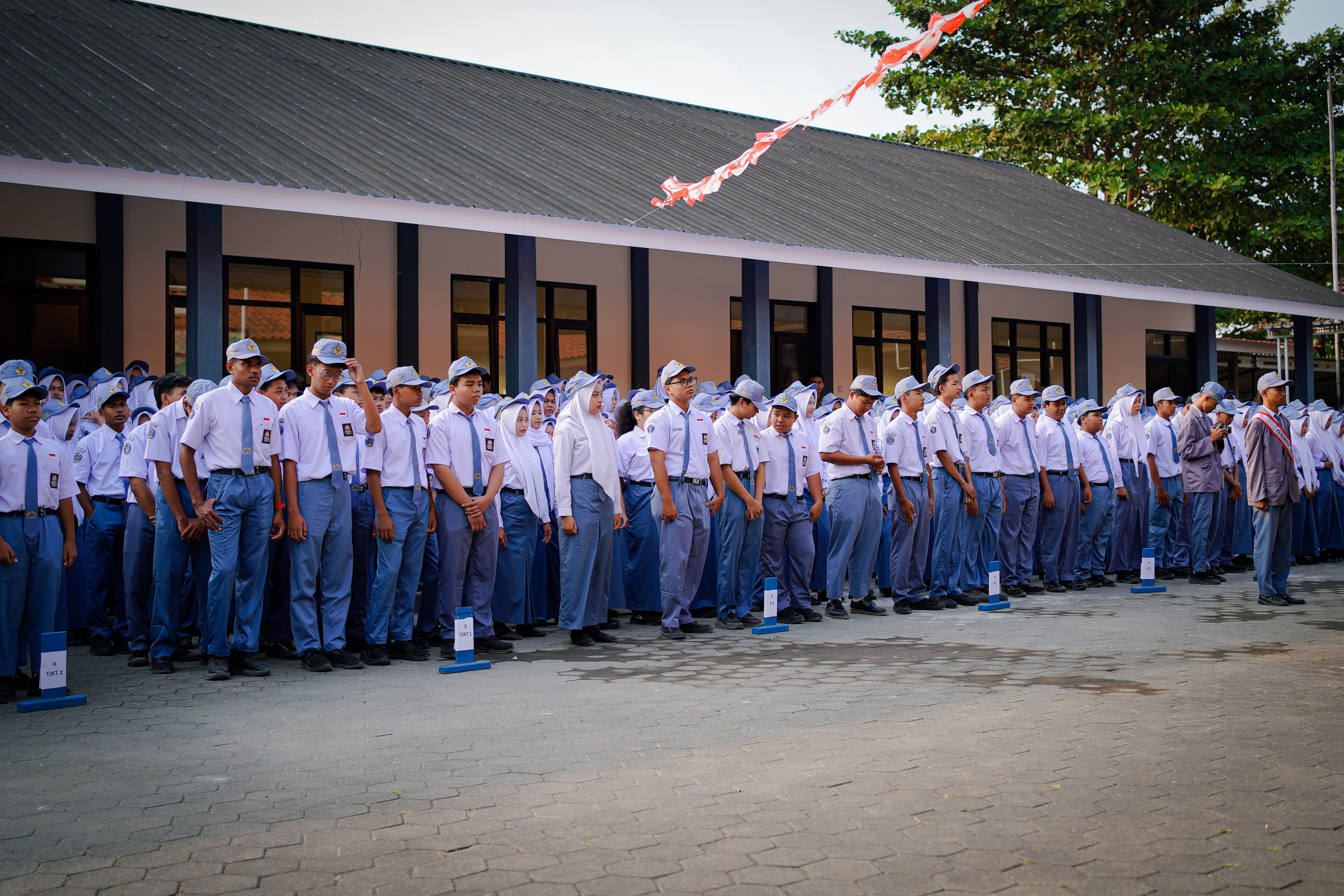 Upacara Dalam Memperingati HUT KE-81 RI